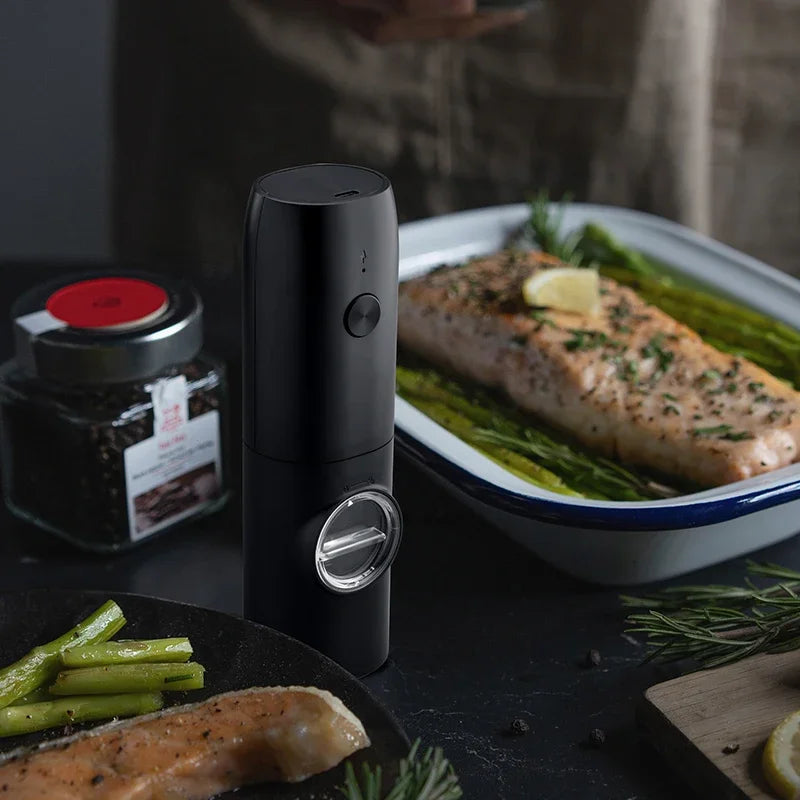 Electric Automatic Salt And Pepper Grinder Set Rechargeable